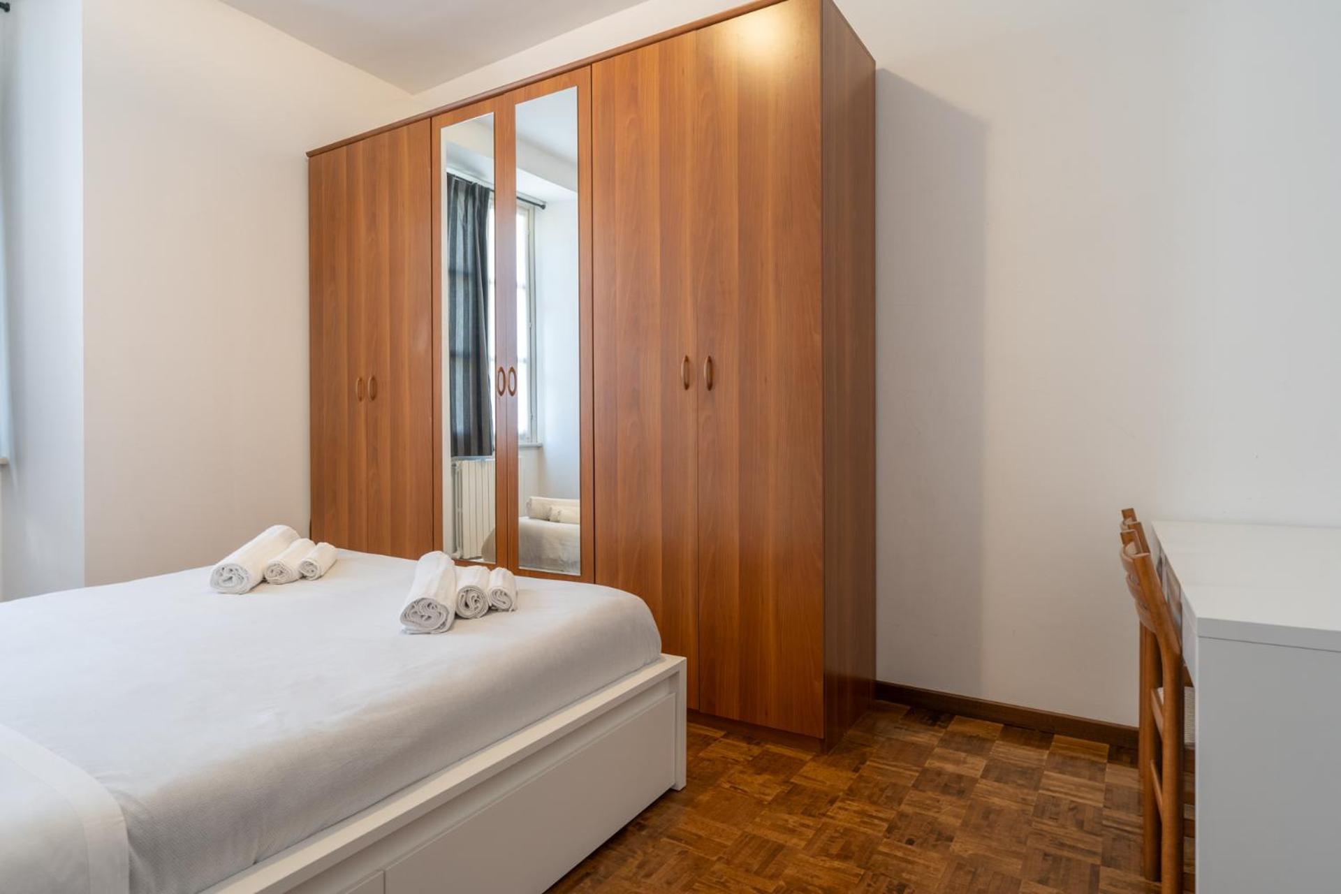 Large Family Apartment In A Fresh Area Of Lecco Buitenkant foto